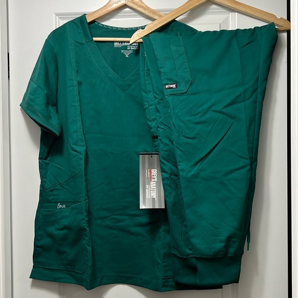 Barco Uniforms Other Greys Anatomy By Barco Xl Hunter Green Scrub
